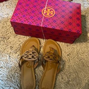 Tory Burch Miller Sandals Patent Leather Size 7.5